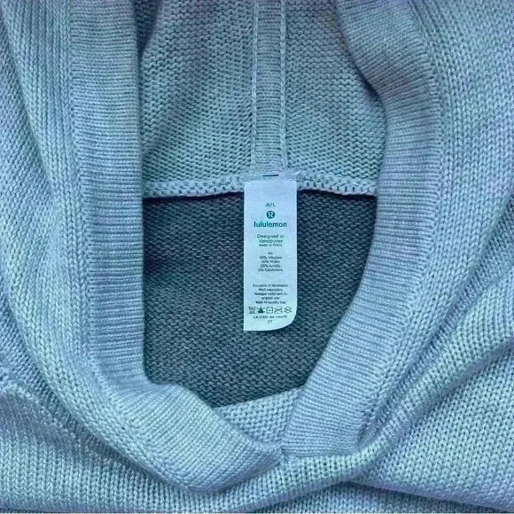 Lululemon Opened Up Poncho M/L - Picture 10 of 14